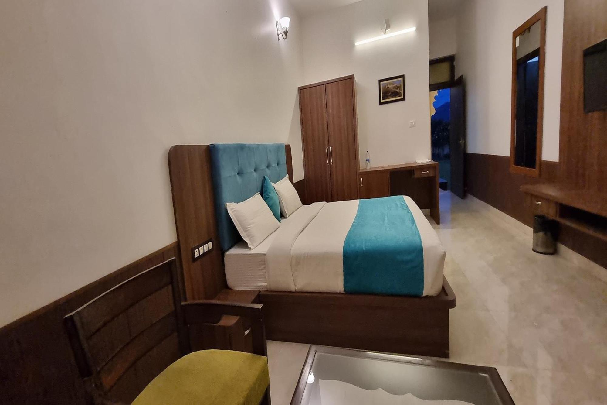 Maangarh Resorts Udaipur Bagian luar foto