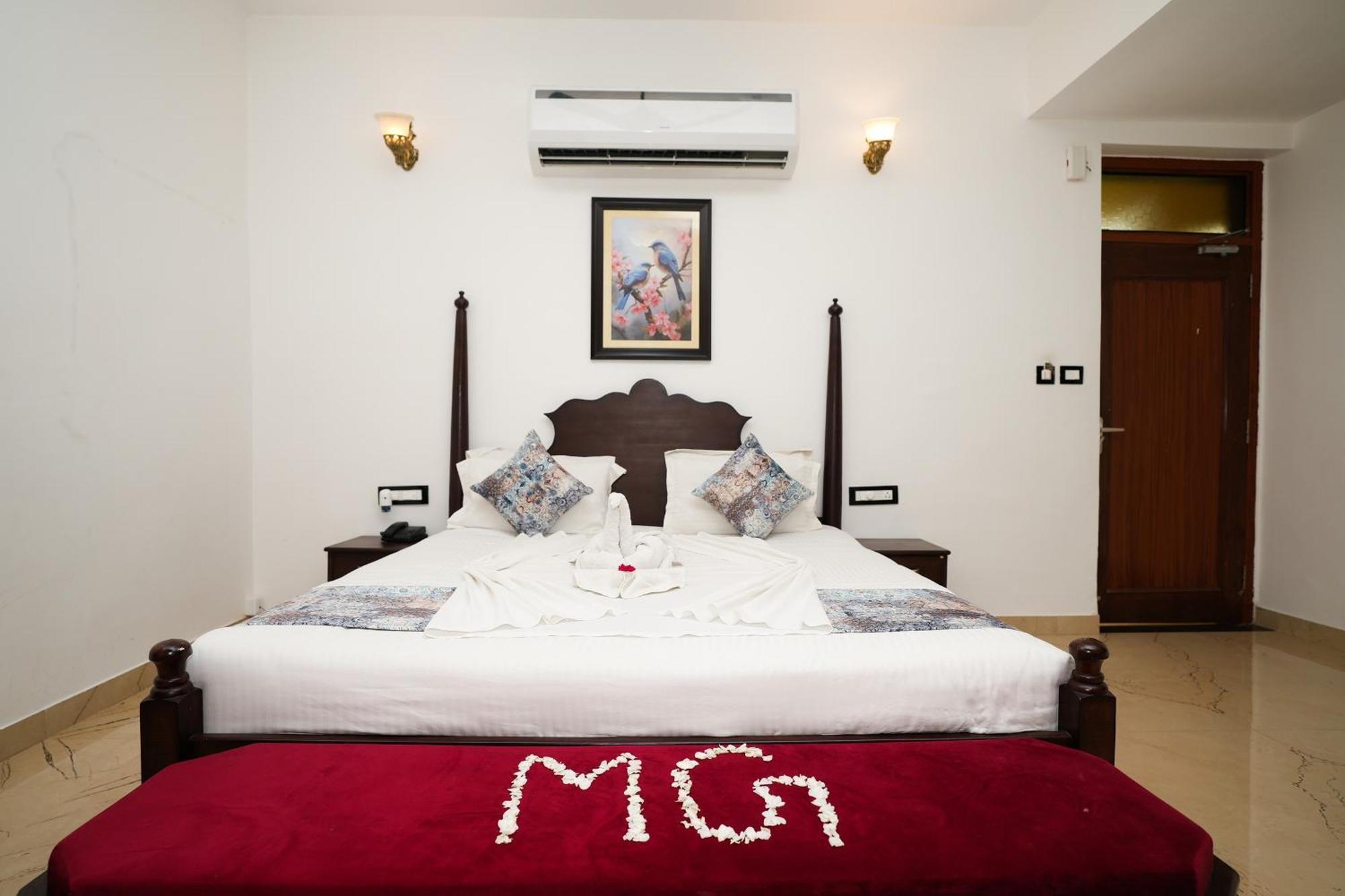 Maangarh Resorts Udaipur Bagian luar foto
